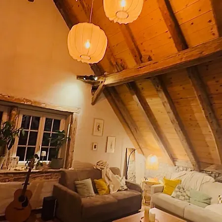 Typical And Lovely House In A Forest Vakantiehuis Talloires